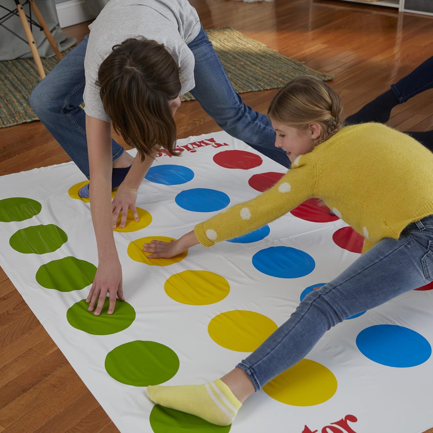 Hasbro Twister Party Classic Board Game for 2 or More Players,Indoor and Outdoor Game for Kids 6 and Up,Packaging May