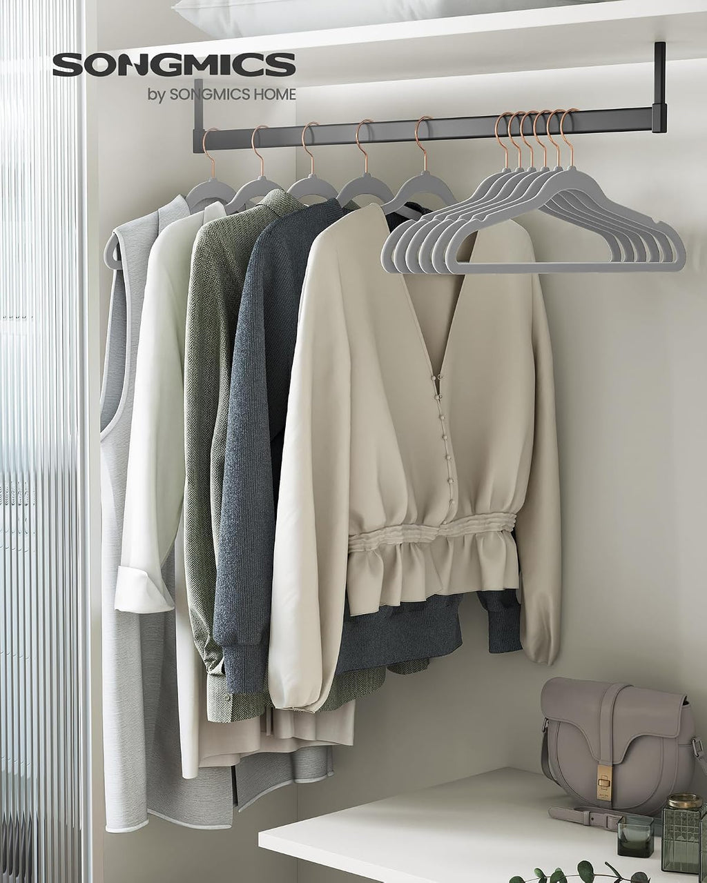 Slim Velvet Hangers, Non-Slip Clothes Hangers with Rose Gold Swivel Hooks, Space-Saving