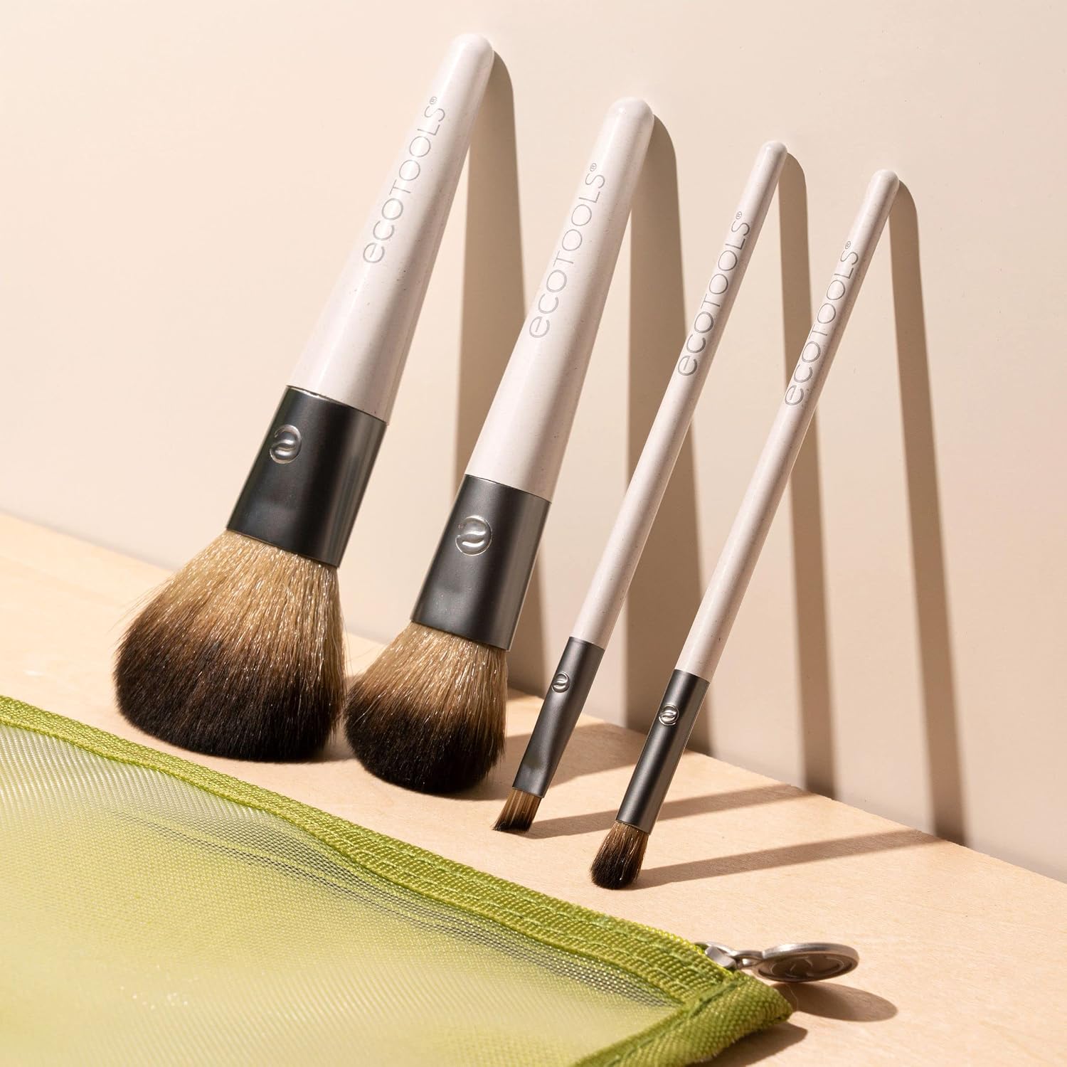 On-The-Go Makeup Brush Kit, Travel-Friendly Brush Set, Mini-Size Makeup Tools for Powders, Blush, Bronzer, &