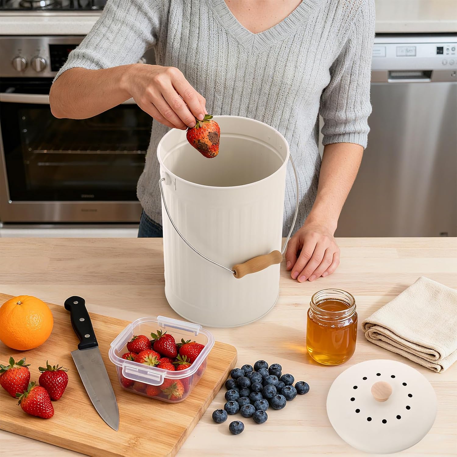 1.7 Gal Kitchen Compost Bin with Smell Proof Lid,Odorless Bin for Indoor Countertop,100% Rust Proof Compost Bucket