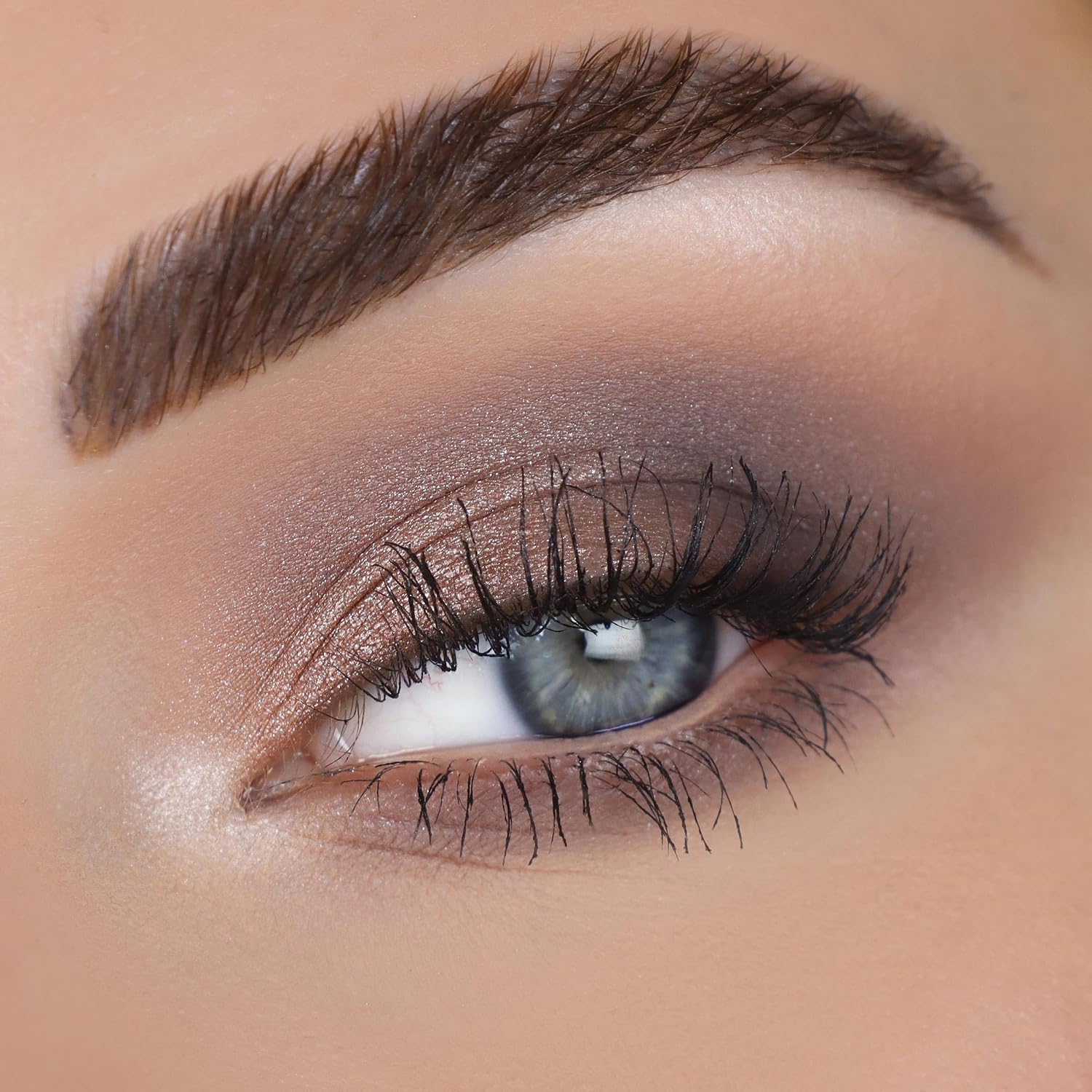 Stone Cold Fox Eyeshadow Palette - 30 Pan Cool Tone Eye Makeup Palette with Matte & Metallic Finishes - High-Pigment