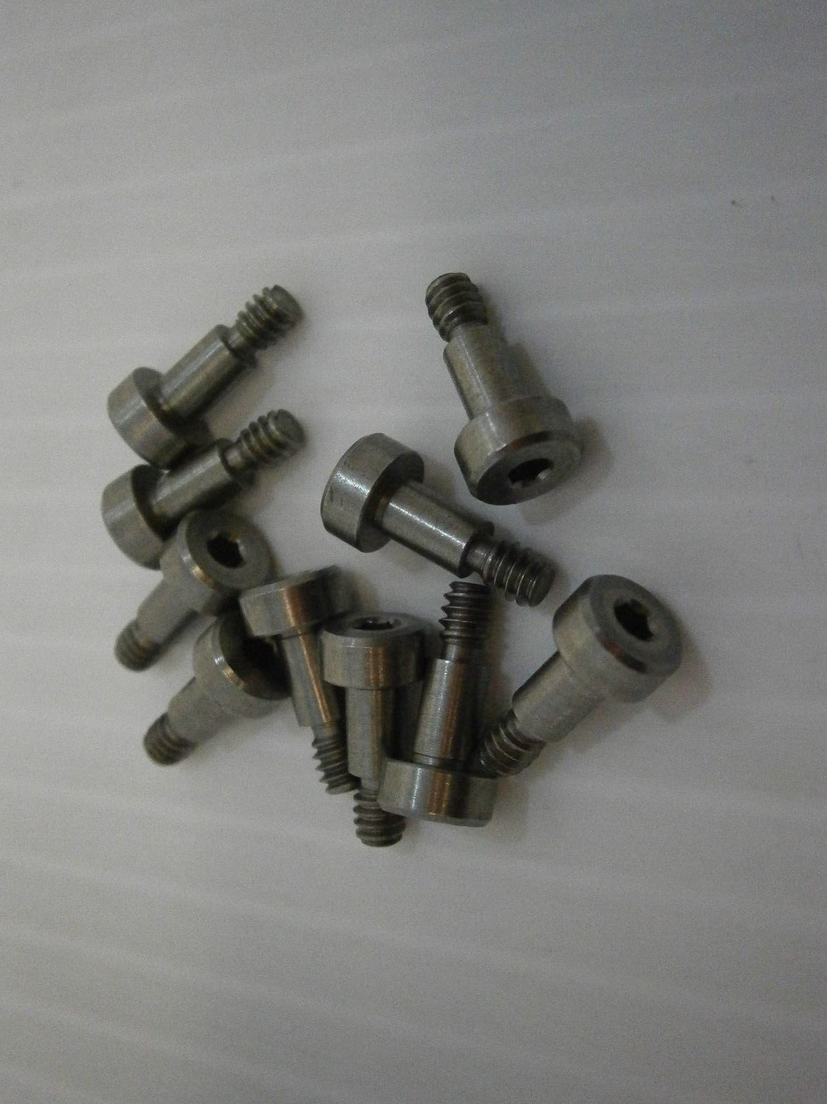 SS Precision Shoulder Screws 6-32 Socket Stainless Steel, 6910 Pack