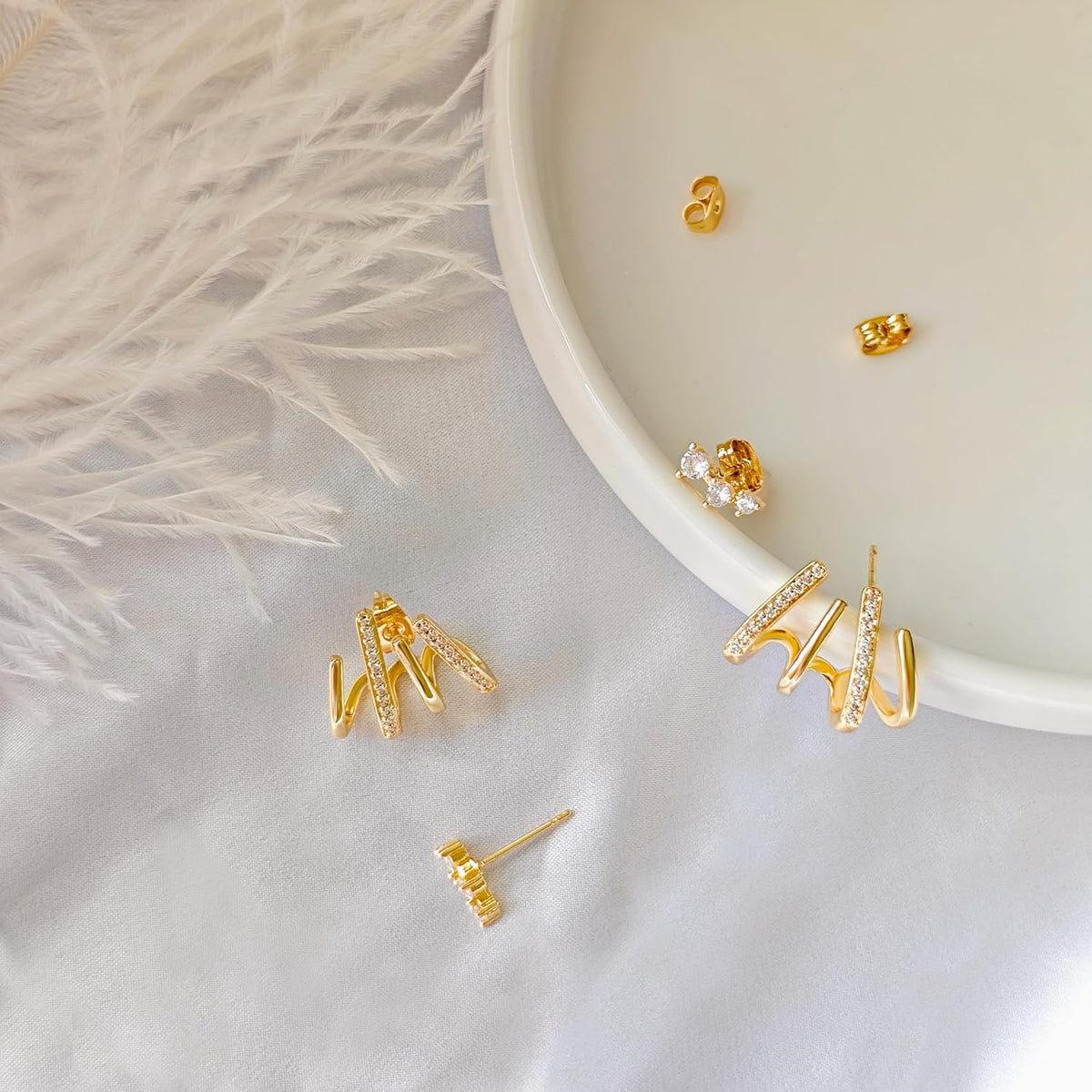 Earrings for Women Trendy 14K Gold Stud Earrings Claw Earring Dainty Simple Minimalist Gold Earring Hypoallergenic
