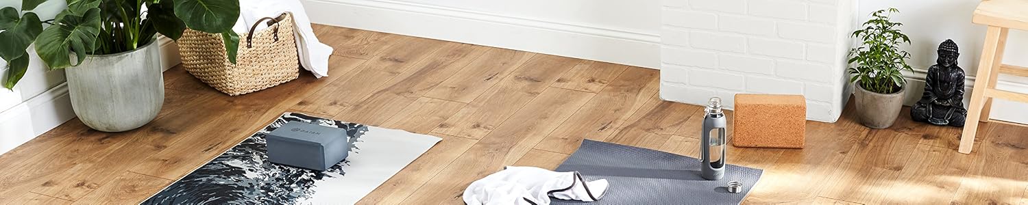 Yoga Block - Fine-Grain Block, Yoga Equipment, Home Gym Accessory, Pilates Tool, Lightweight for Travel, Extra Firm