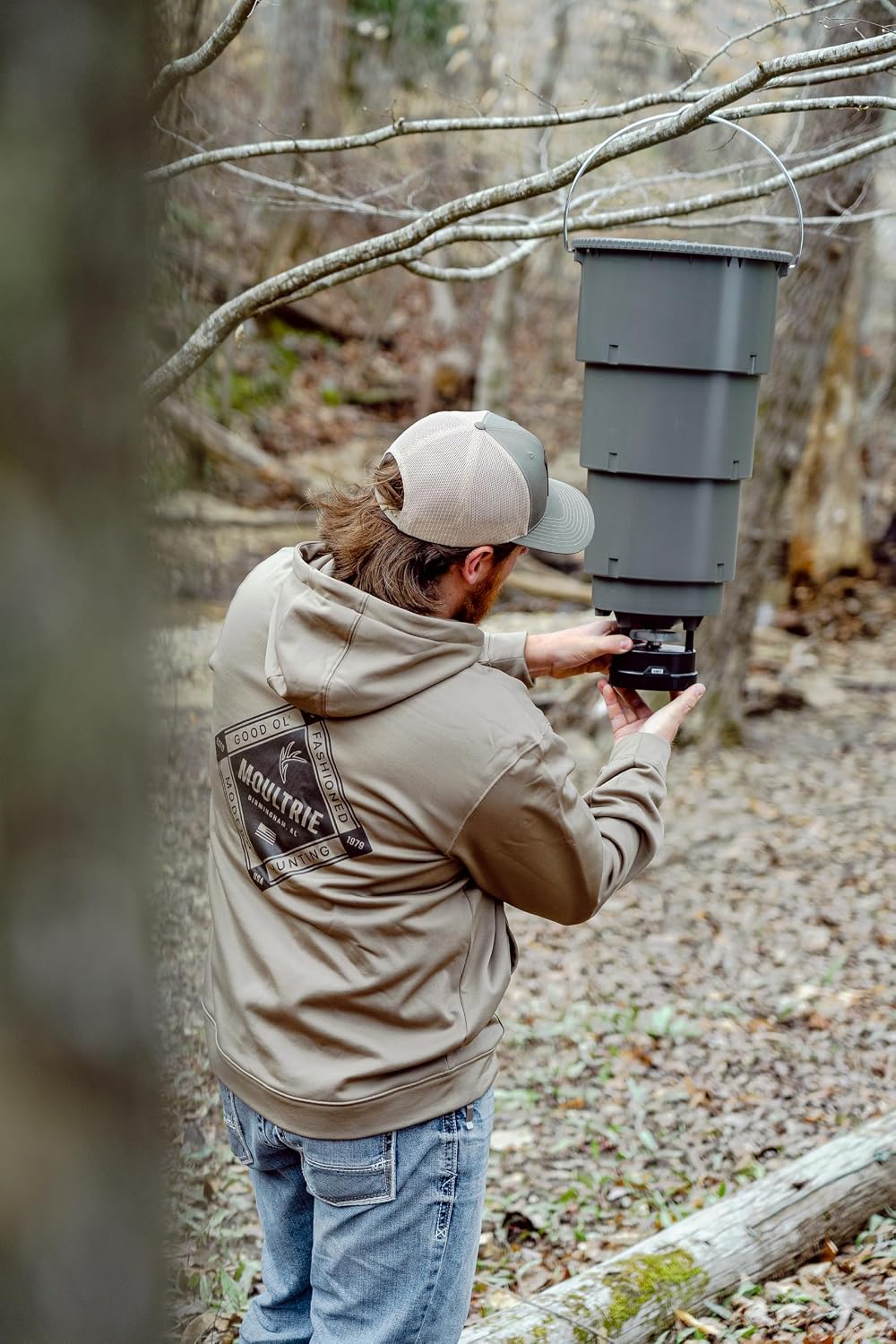 All-in-One Hanging Deer Feeder - 30 Lb, Bluetooth App