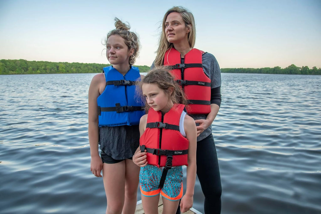 General Purpose Life Vest, Adult Universal (4-Pack),Red - Blue,30-52-Inch Chest, persons over 90-Pounds., universal
