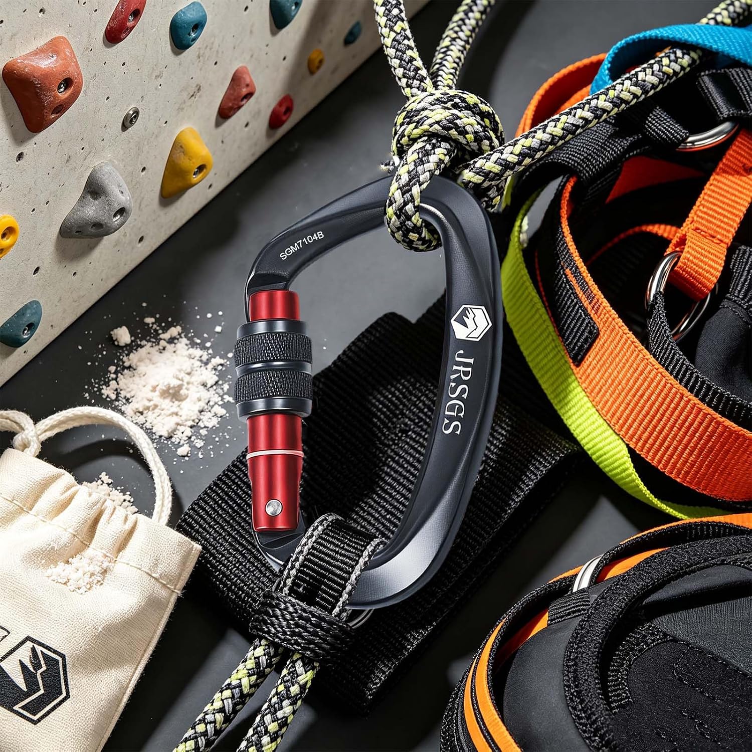 Climbing Carabiner Clips,Locking Carabiner for Camping,Rescue,Hunting | UIAA Certified 25KN Climbing Carabiner,Screw