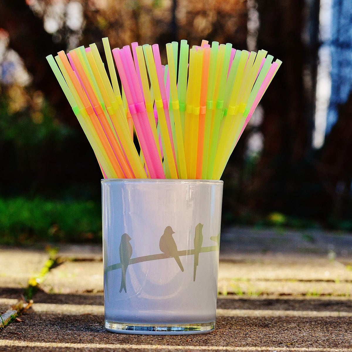 500-PCS Neon Colored Flexible Drinking Straws, Plastic Disposable Bendy Straws - 7.75" x 0.23"