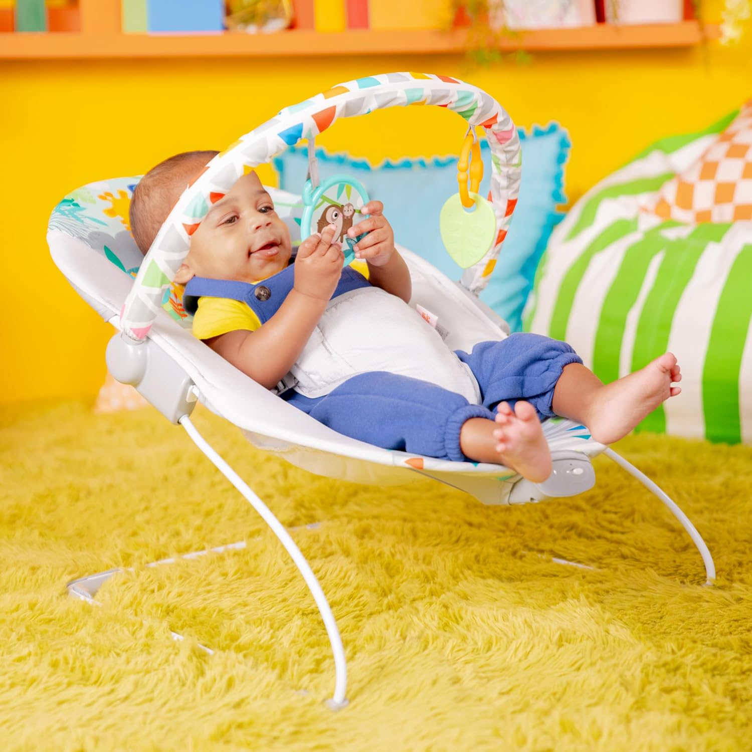 Baby Bouncer Soothing Vibrations Infant Seat - Removable -Toy Bar, Nonslip Feet, 0-6 Months Up to 20 lbs (Safari Fun)