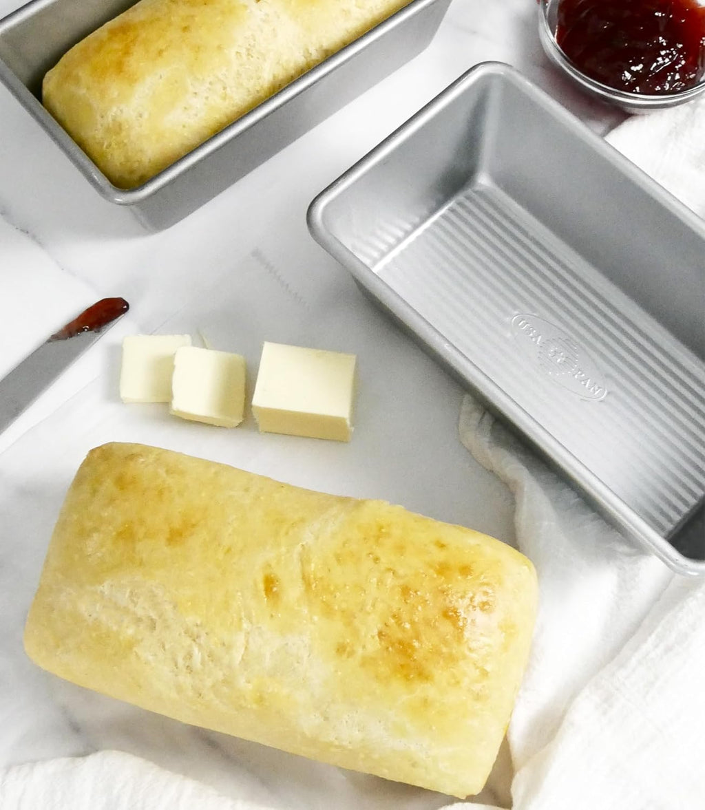 Bakeware Seamless Nonstick Standard Bread Loaf Pan, 8 x 4.5 x 2.75