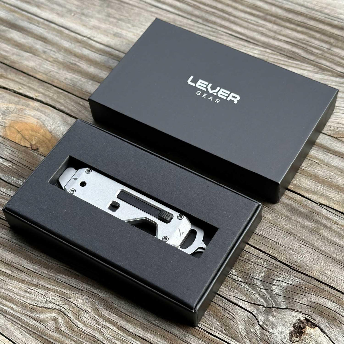 Edge XT - Mini Utility Knife Keychain Multitool w/ 10 Tools - Retractable Razor Blade Mini Box Cutter OTF Knife