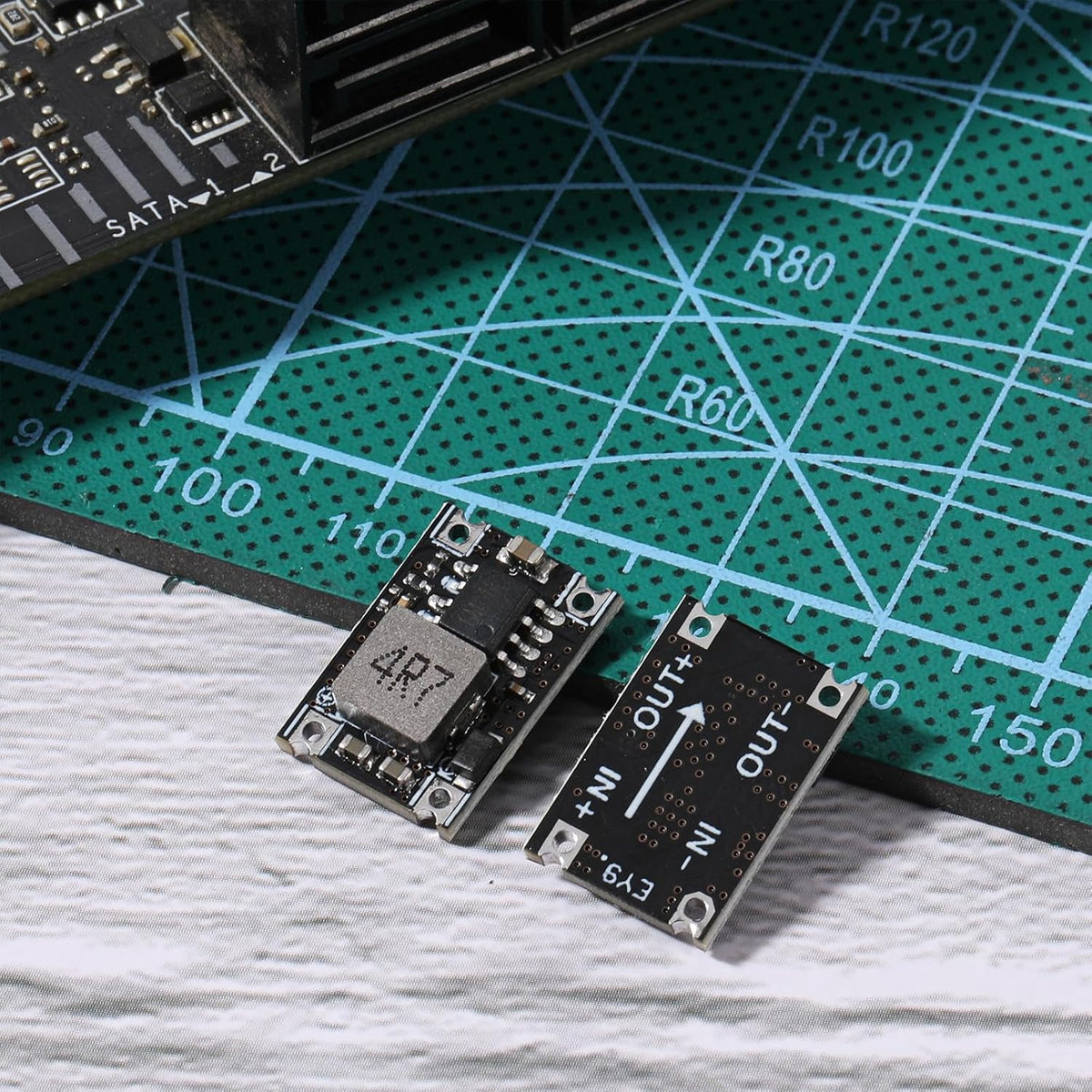 6 Packs 5V Buck Converter Module, 5V-30V to 5V DC DC Voltage Regulator Mini MP1584EN DC-DC 3A Power Supply Adjustable Module PCB Board Power Buck Modules