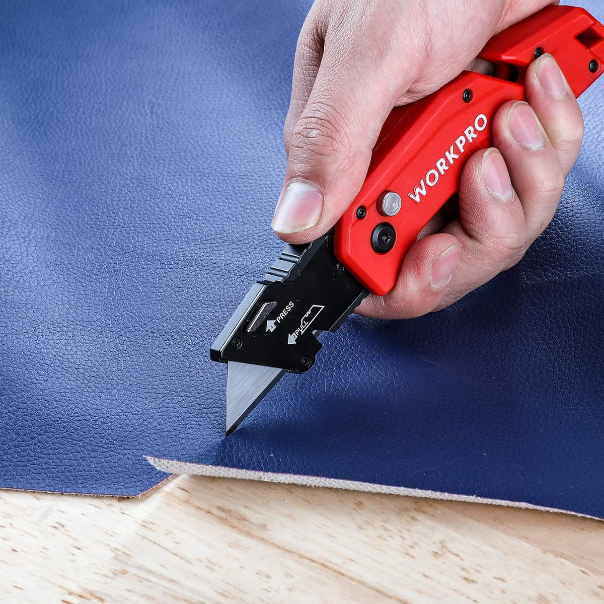 Folding Utility Knife with 10 Blades, Red