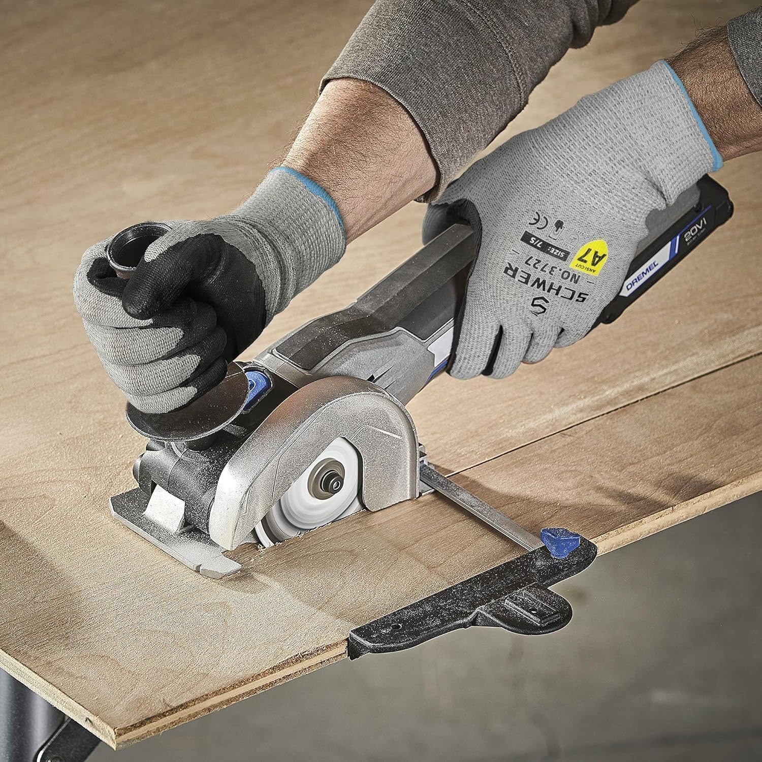 High Level Cut Resistant Work Gloves for High Risk Work, ANSI A7 Cutting Gloves with Reinforced Thumb, Used for