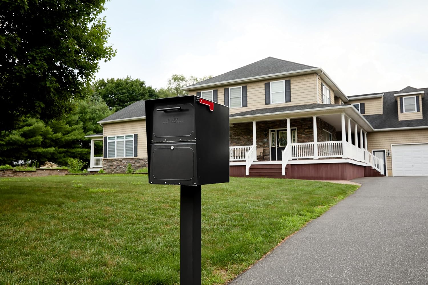Oasis In-Ground Galvanized Steel Mailbox Post | Weatherproof post with a rust-resistant powder-coat finish built to