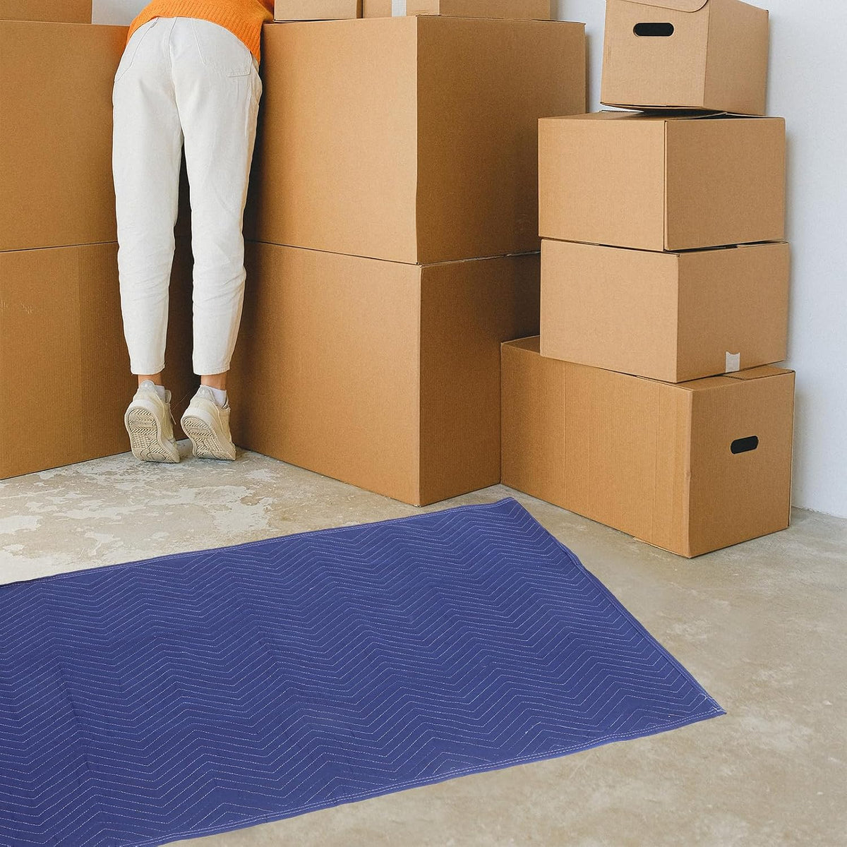 Heavy Duty Moving Blankets with Quilt Padding for Transport