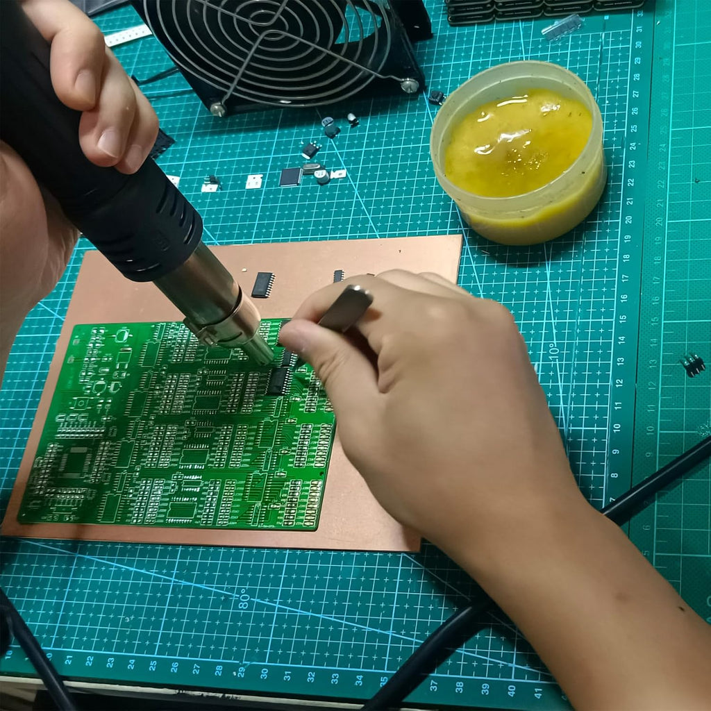 Gikfun Advanced SMD/SMT Soldering Practice Kit, DIY Electronics Training Board with Components EK8489