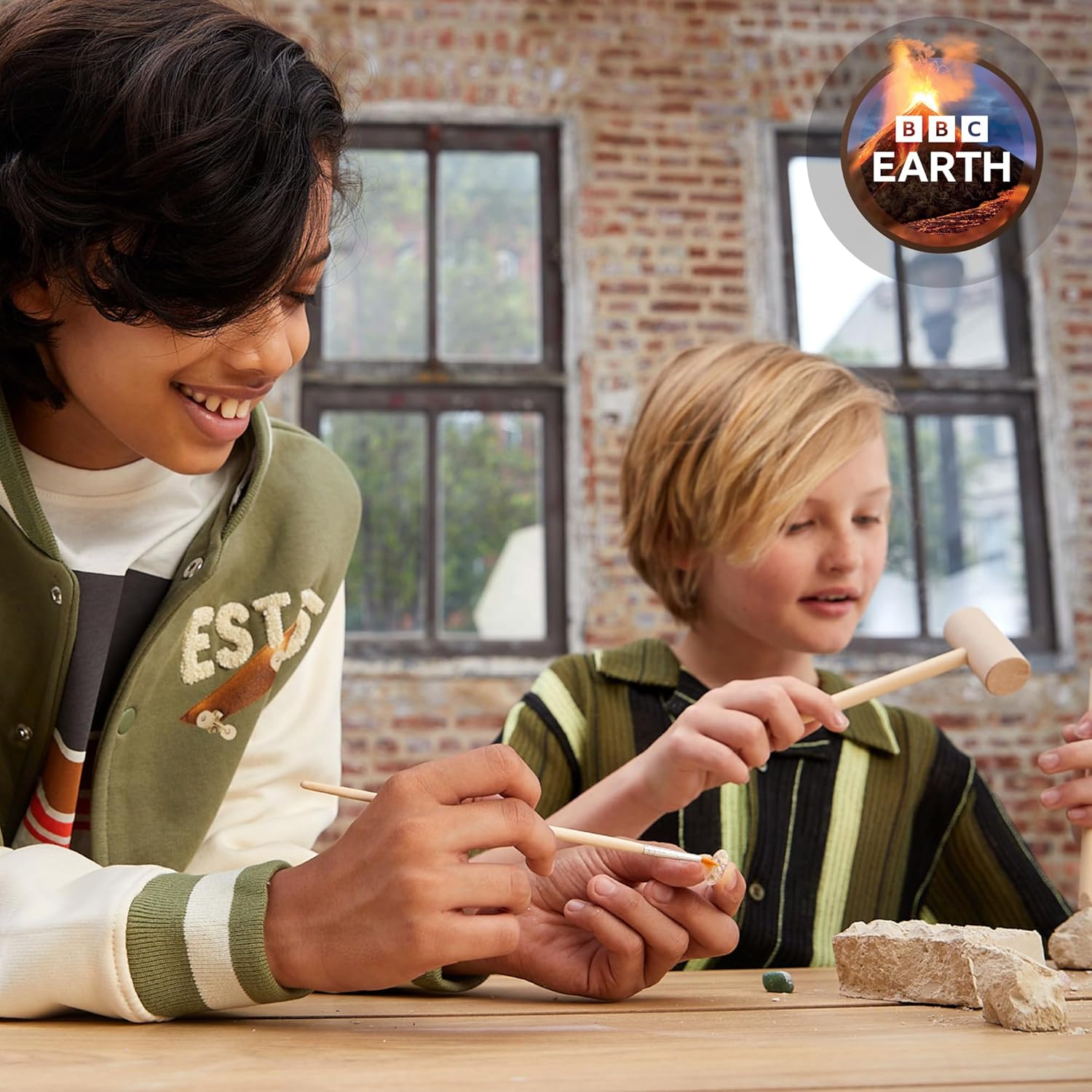 BBC Earth Excavate & Discover Gemstone Dig, Dig Up 9 Real Gemstones & Make Keychains, Rock Digging Excavation Kit