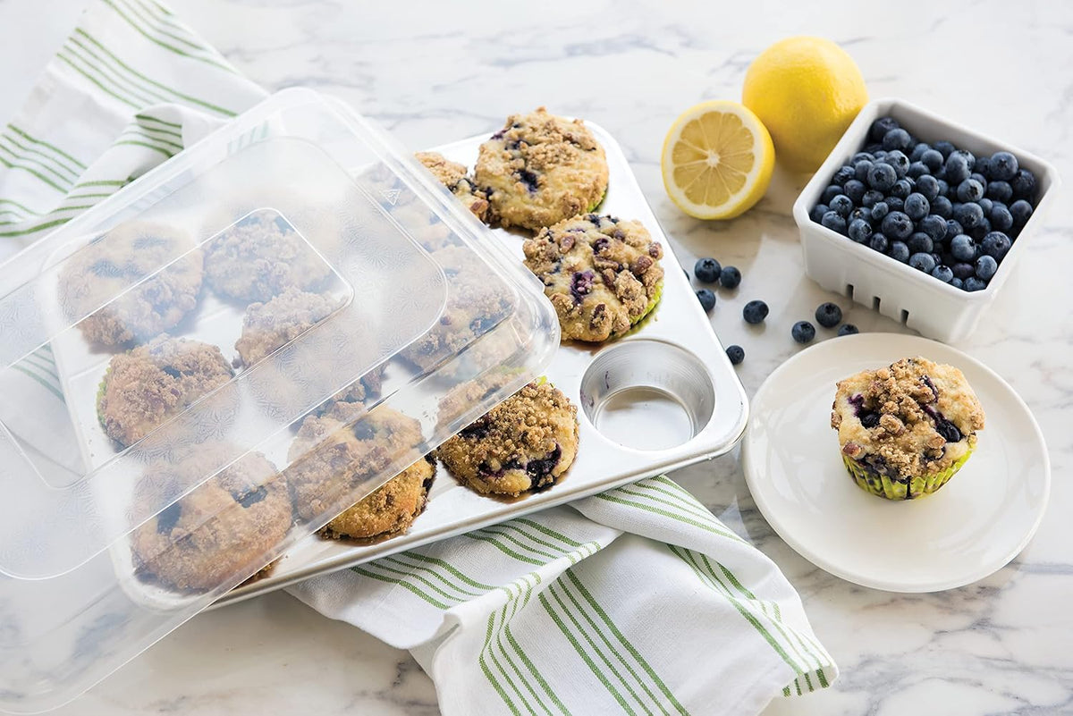 Natural Aluminum Commercial Muffin Pan with Lid, 12 Cup