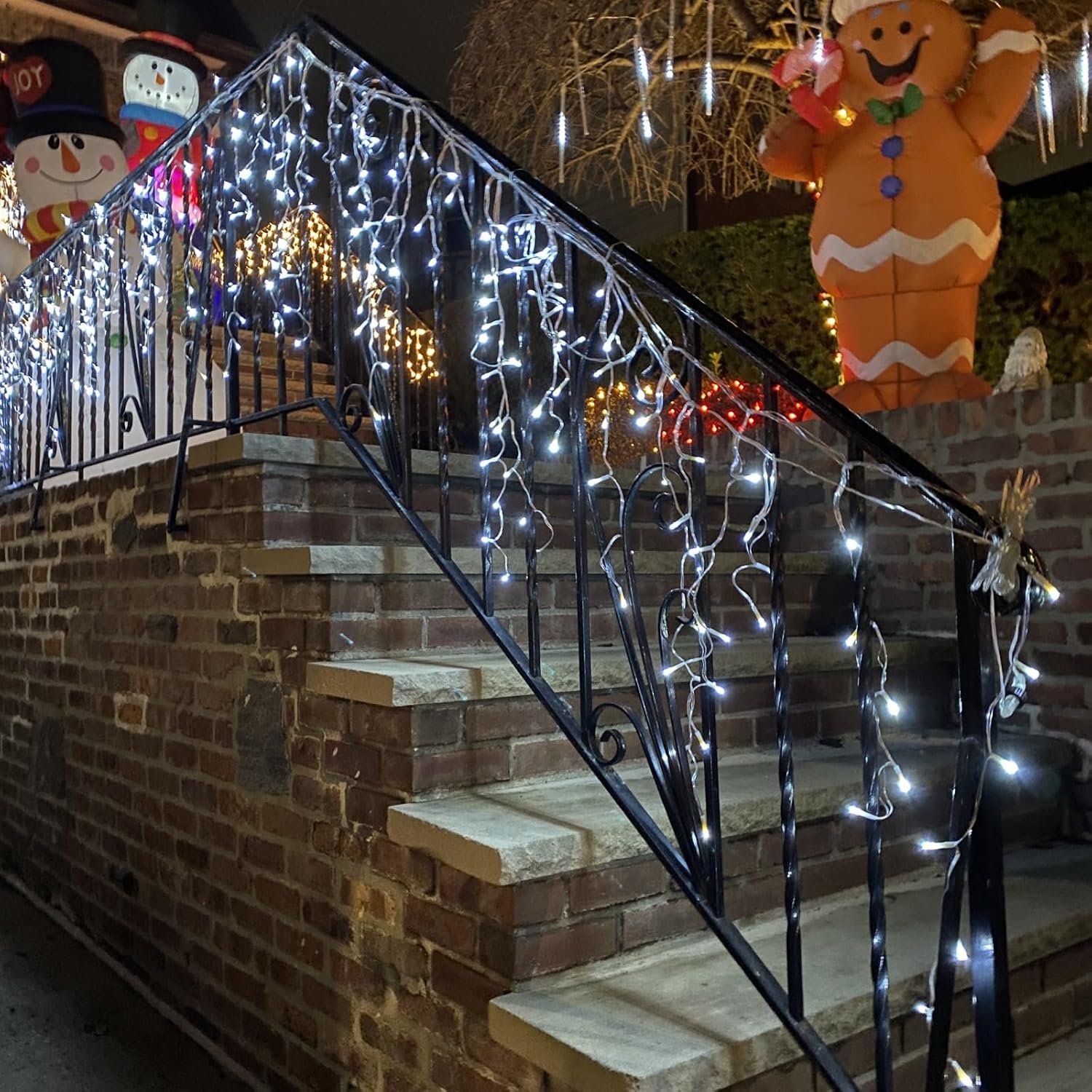 33ft 400 LED Icicle Lights Outdoor, 80 Drops Icicle Christmas Lights Connectable, 8 Modes White Icicle String Lights