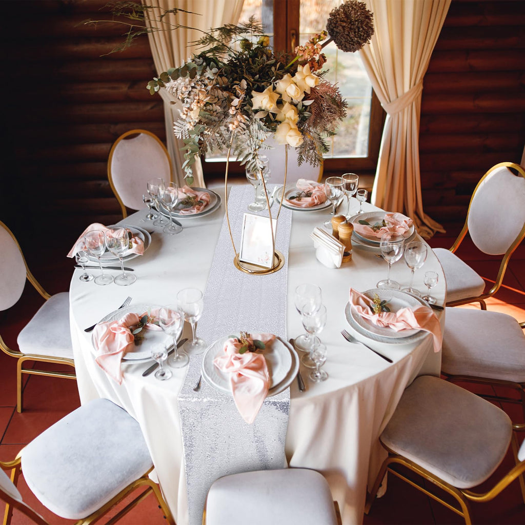 12 Pack Round Plastic Tablecloth Sequin Runner Set, Silver, White