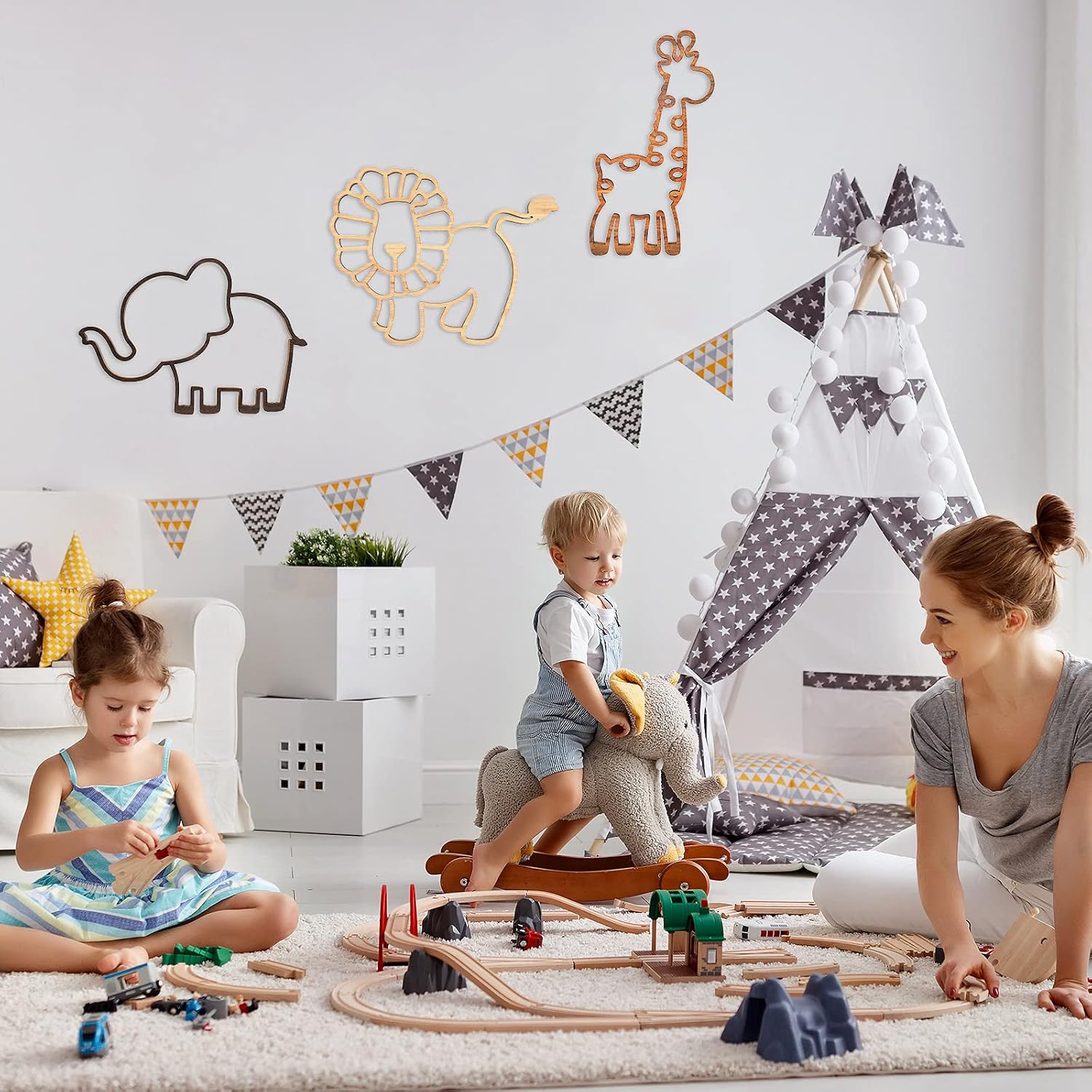 3 Pieces Nursery Wall Decor Jungle Theme Nursery Decoration Wooden Woodland Safari Animal Wall Decor with Glue Points