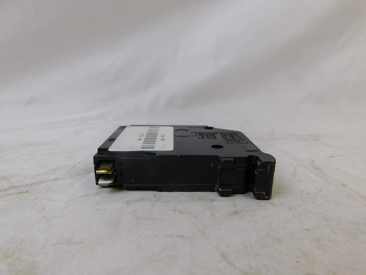 CH130 w/ Flag Indicator (CHF130) Circuit Breaker, 1-Pole 30-Amp
