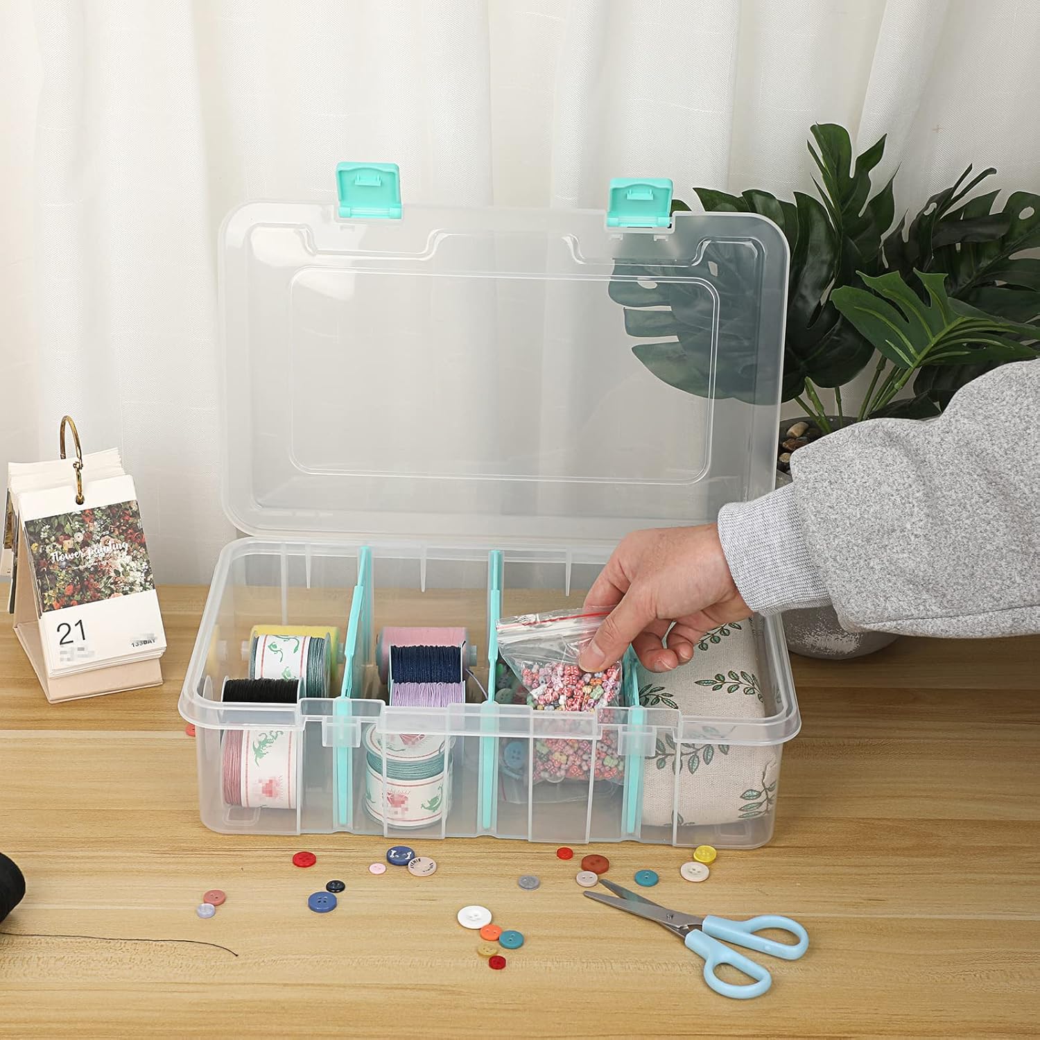 Clear Plastic Dividing Storage Box with 4 Compartments Adjustable Storage Bin with Lid Plastic Craft Storage