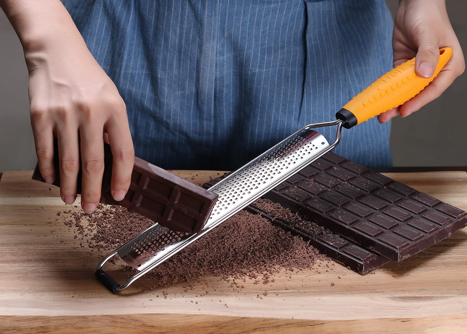 PRO Lemon Zester & Heavy Duty Cheese Grater & Vegetable Grater - Parmesan Cheese Lemon, Garlic, Nutmeg, Chocolate