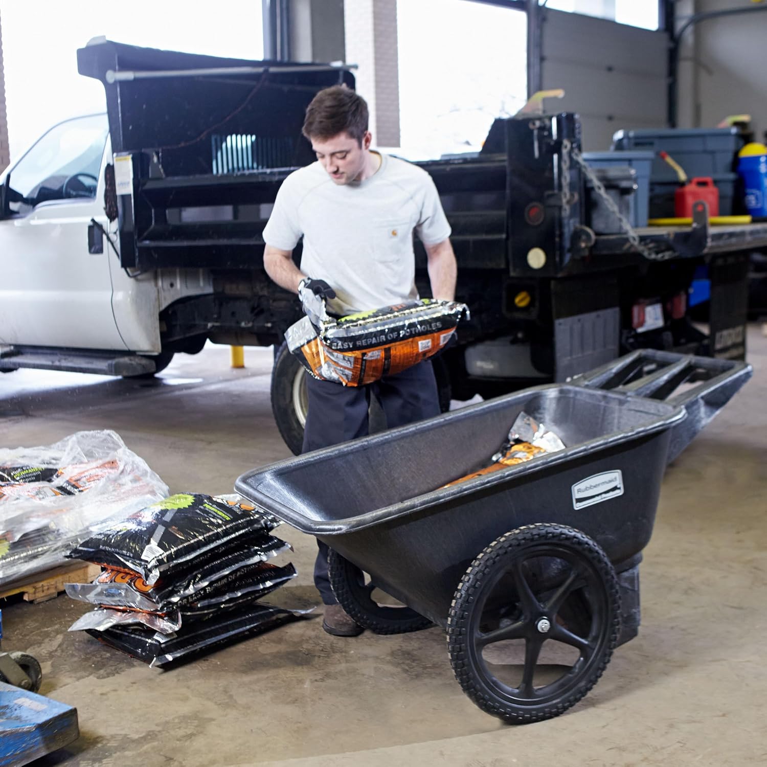 8.75 Cubic Foot, All-Weather, Big-Wheel Cart/Yard Cart/Lawn Cart/Wheelbarrow, Yardwork/Landscaping/DIY Projects