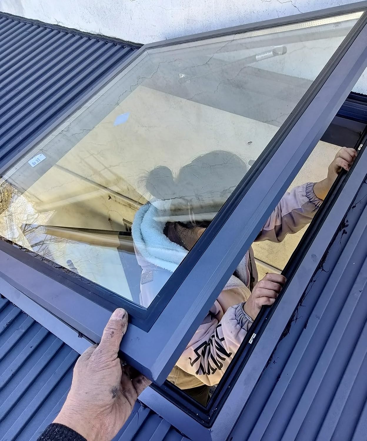 Heavy Duty Skylight Windows for Roof, Manual Opening Escape Access Hatch with Lock, Walk-in Anti-Hurricane Rain Proof