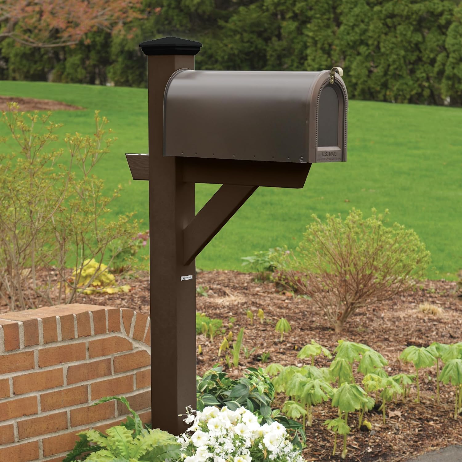 AD-MLBX1-ACE Hazelton Mailbox Post, Weathered Acorn