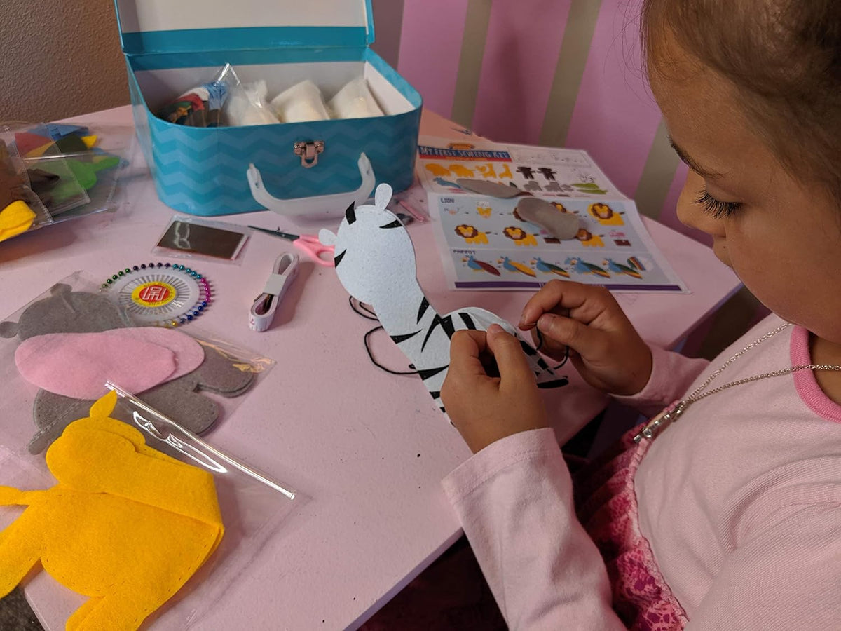 Kids Sewing Kit, Learn to Sew for Ages 8-12, Beginner Felt Craft Kit, Make 6 Fun Stuffed Animals and A Pin Cushion