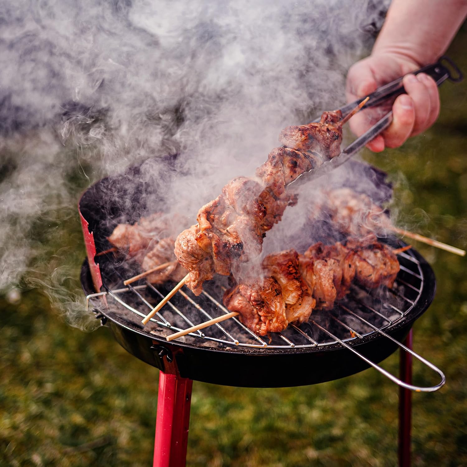 Bear Mountain BBQ Hardwood Lump Charcoal, Premium Grade for BBQ Grills, Quick to Light and Ready to Cook Faster, Rich