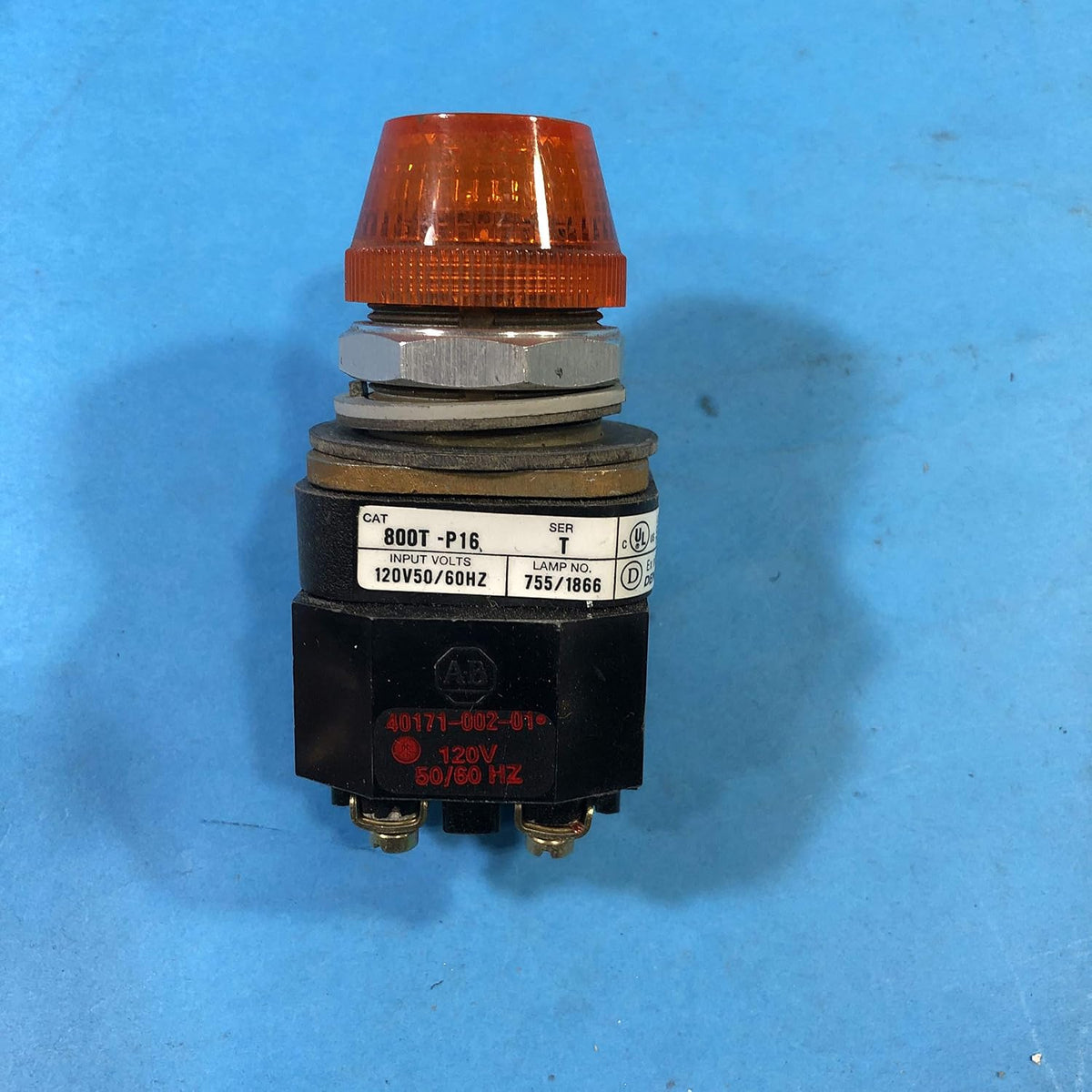 ALLEN BRADLEY 800T-P16 Pilot Light, Bulletin 800T/H, 30.5MM PUSHBUTTON, Without Lens, Without Contact Blocks, 120VAC 50/60HZ