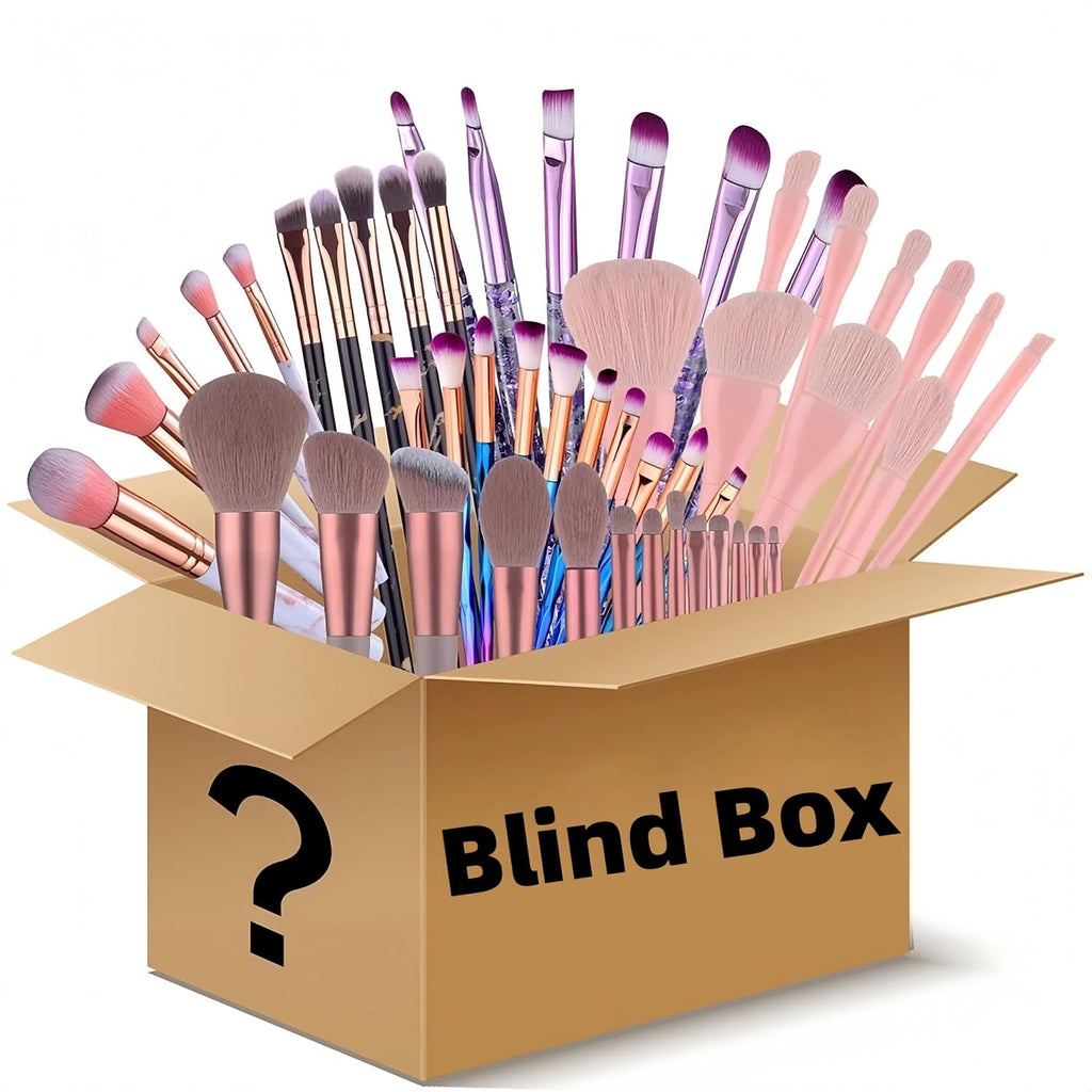 Makeup Brushes & Beauty Tools Assortment Box – Curated Collection of Makeup Brushes, Makeup Bag, Makeup Sponge, Hair