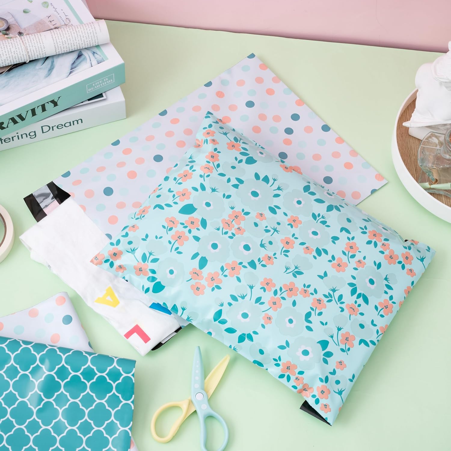 Poly Mailers Shipping Bags Pretty Thick Self Adhesive Mailing Envelopes 10x13 inches, 40 Pack - Flower Design