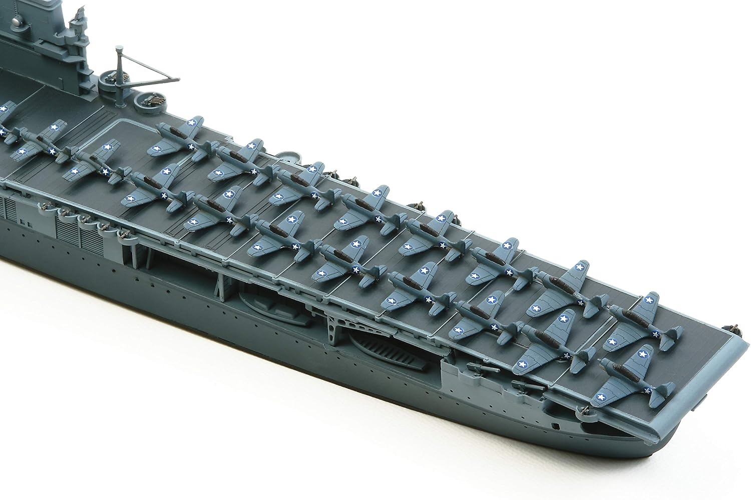 31712 1/700 US Aircraft Carrier Yorktown Plastic Model Kit