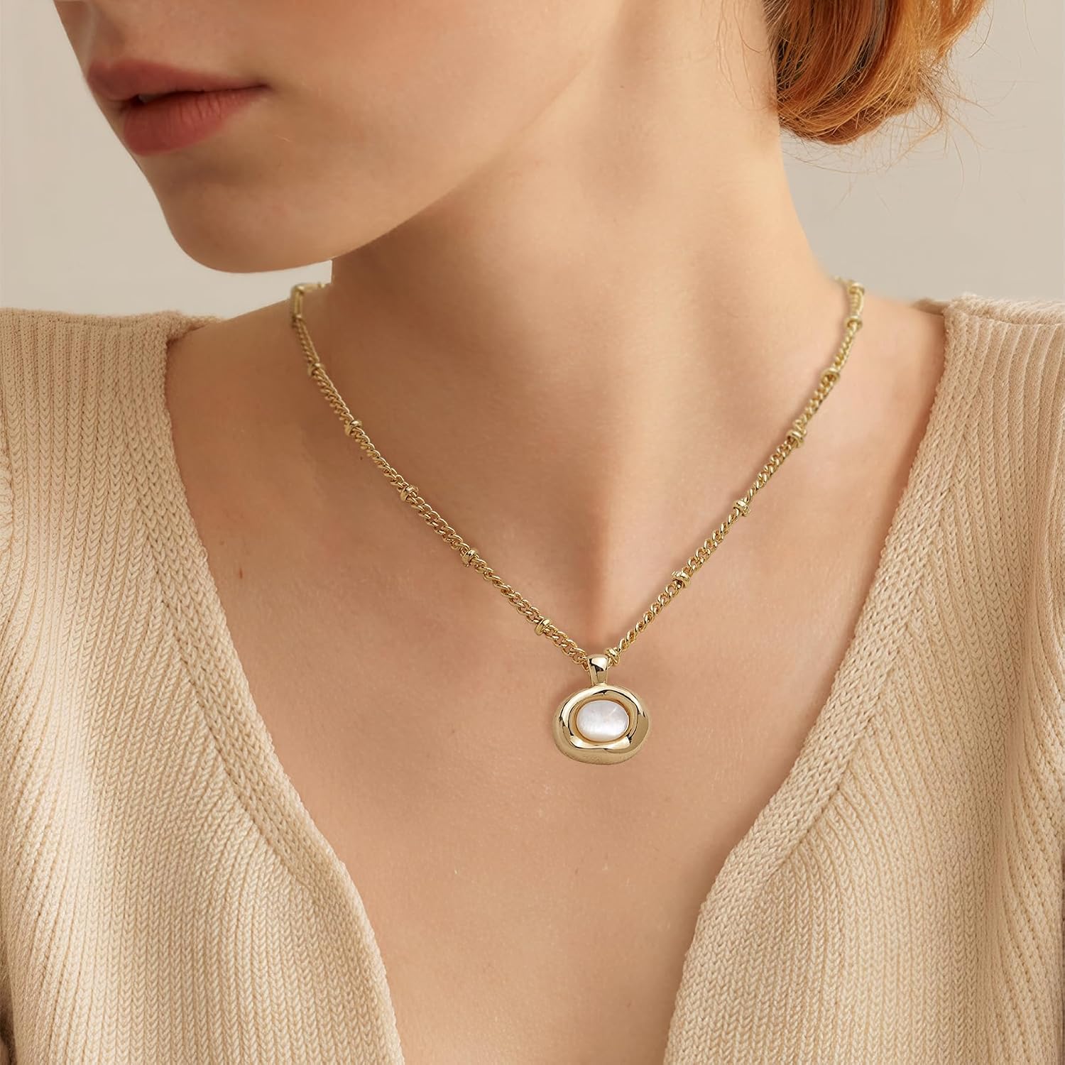 Gold Stone Pendant Necklaces for Women, Chunky Gemstone Dangle Necklace Wedding Prom Fashion Jewelry Gift