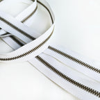 #5 White Copper Teeth Zipper by the Yard 5 Yard Kit (White/Copper Teeth)