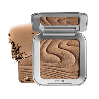 by ariana grande Out of Office Hypernova Satin Matte Bronzer
