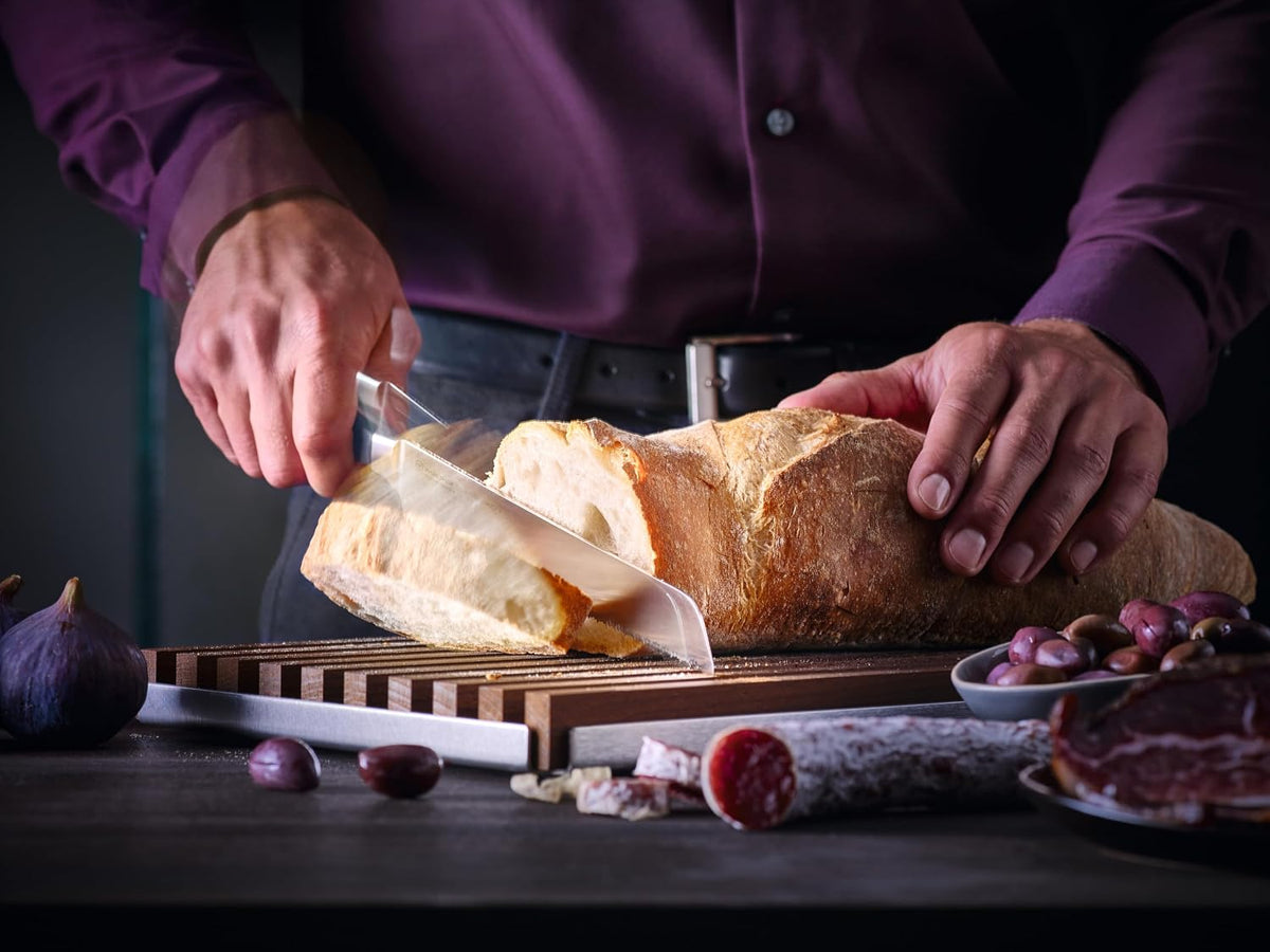 Classic Ikon 9" Double-Serrated Bread Knife