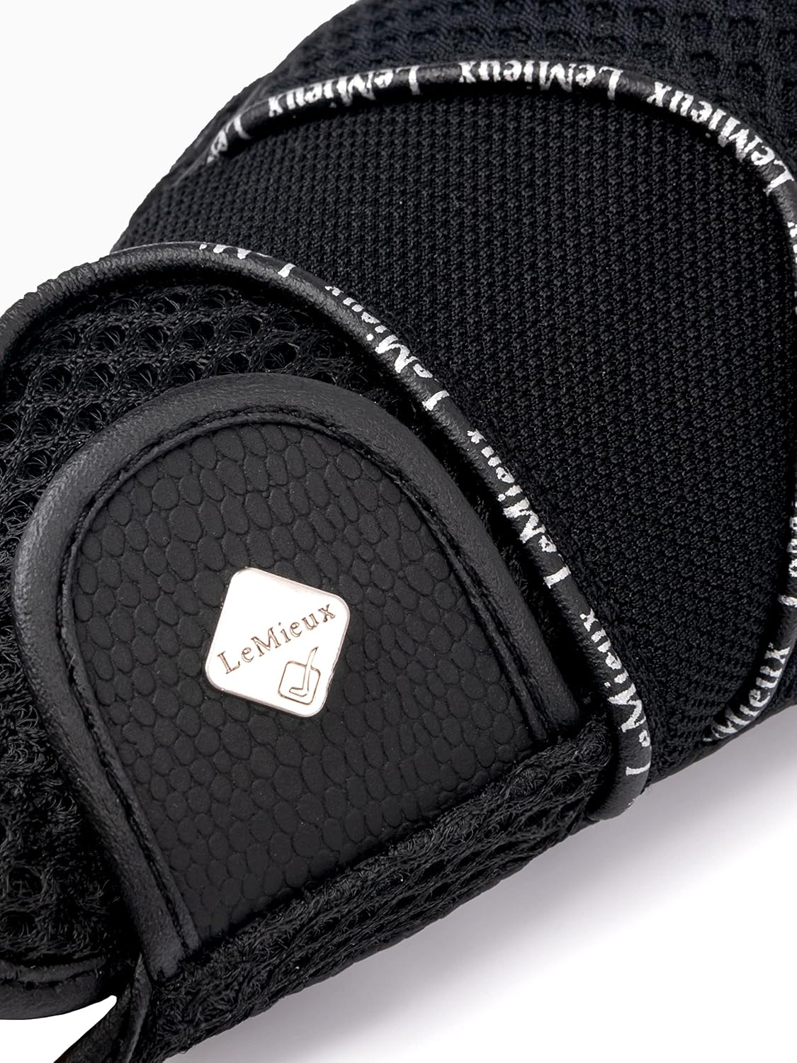 Unisex 3D Mesh Riding Gloves - Lightweight & Breathable - Anti Slip