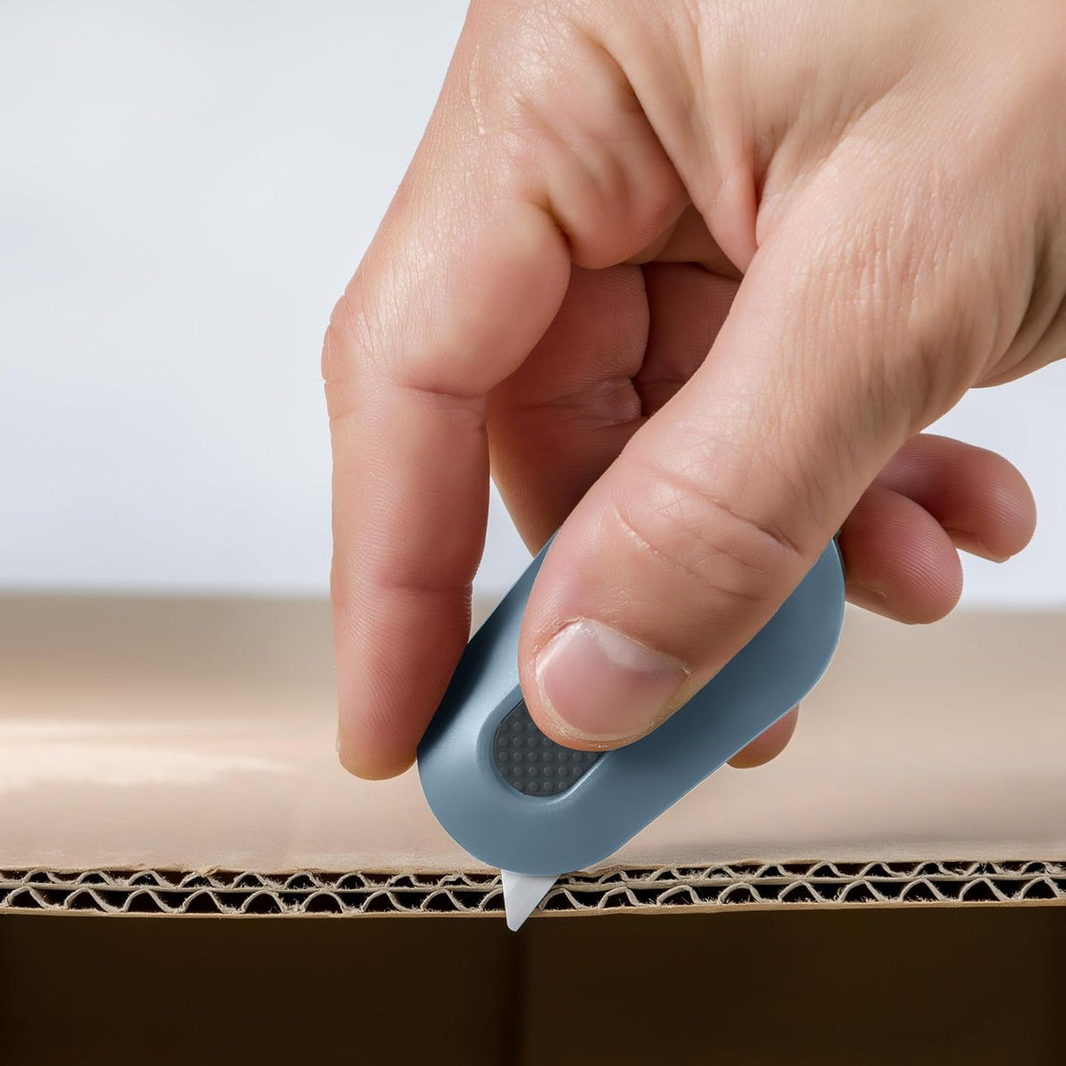 Mini Box Cutter | Manual Retracting | Safe Ceramic Box Cutter Lasting 11x Longer than Metal | Box Opener | 2 Pack |