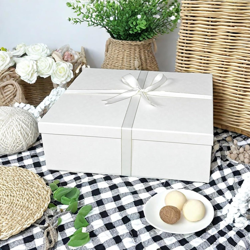 Large White Gift Box with Lid 16.5x13x5.5 inches