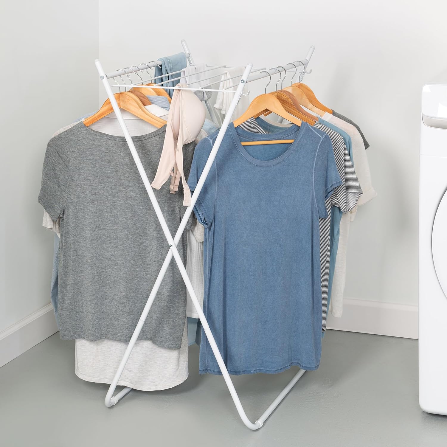 Easy-Fold Collapsible Clothes Drying Rack, Sturdy Metal Laundry Rack Holds 40 lbs, Space-Saving Foldable Towel Rack