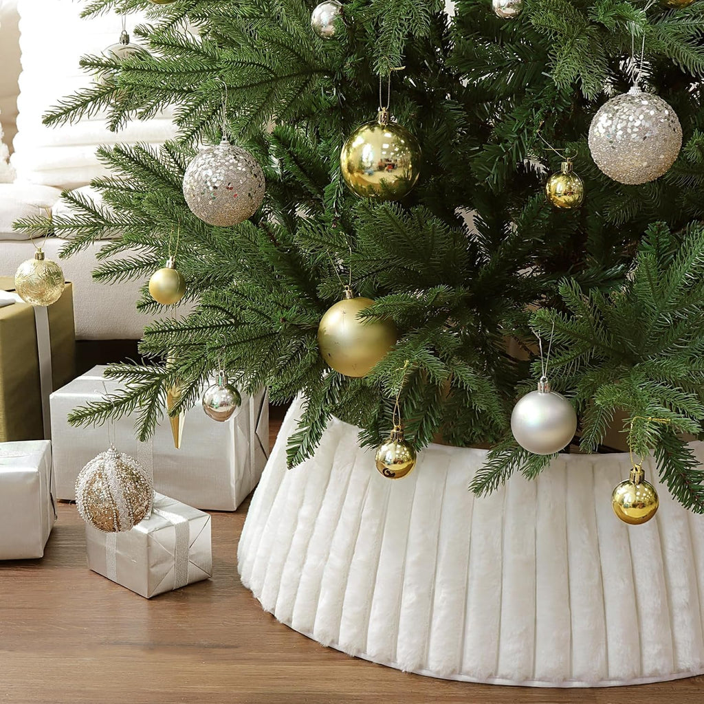 Christmas Tree Collar, Rustic White Luxury Plush Faux Fur Tree Collar with Stripe Textured Pattern, Soft Fluffy Xmas