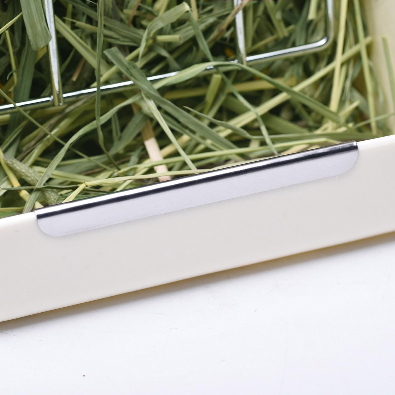 Hay Feeder for Rabbits, Guinea Pigs, and Chinchillas - Minimize Waste and Mess with 5.5" x 3.5" x 7.4" Hanging