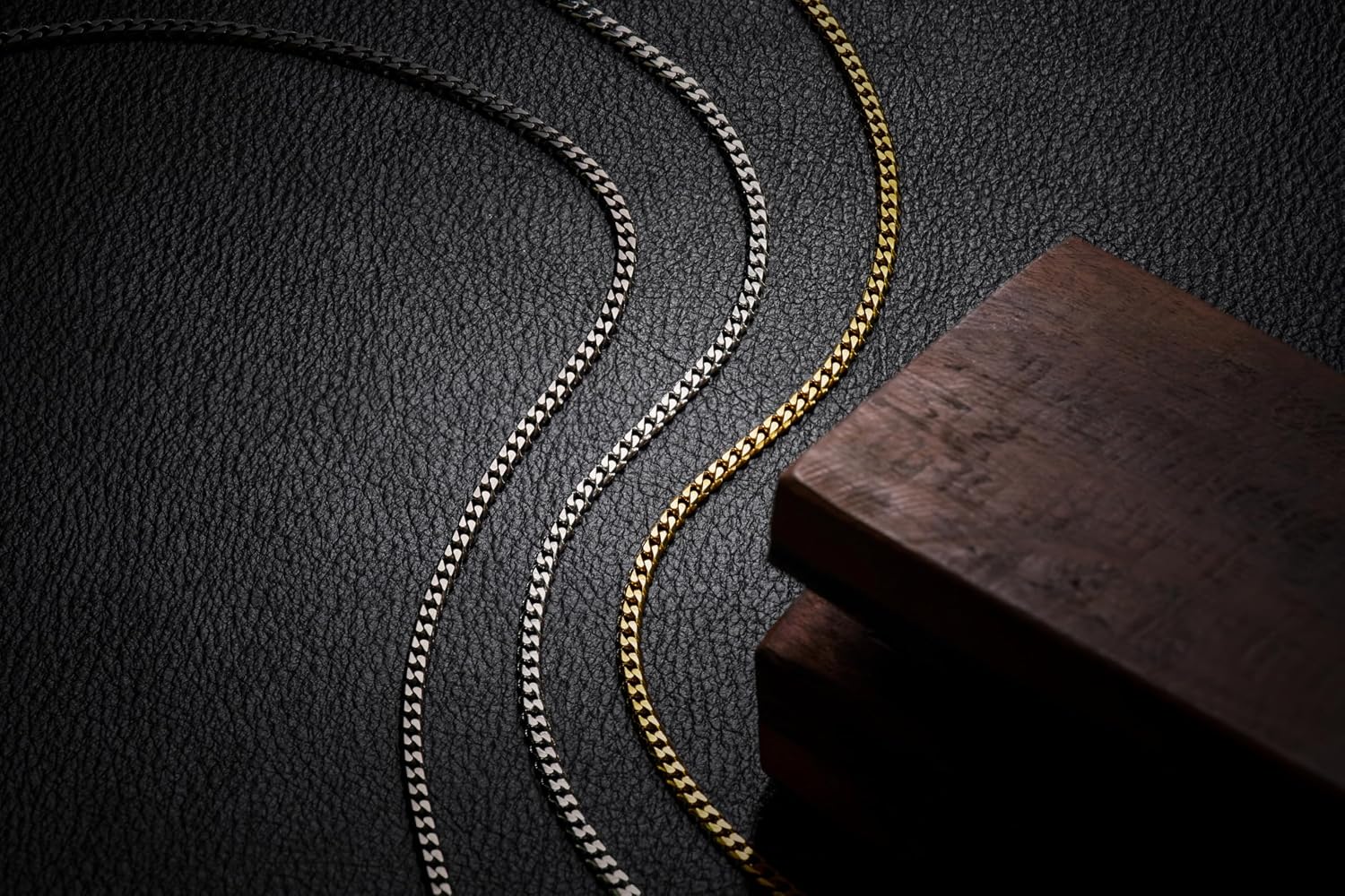 RIDGE 5mm Curb Chain for Men, Rugged and Durable Men’s Chain Necklace with Secure Clasp