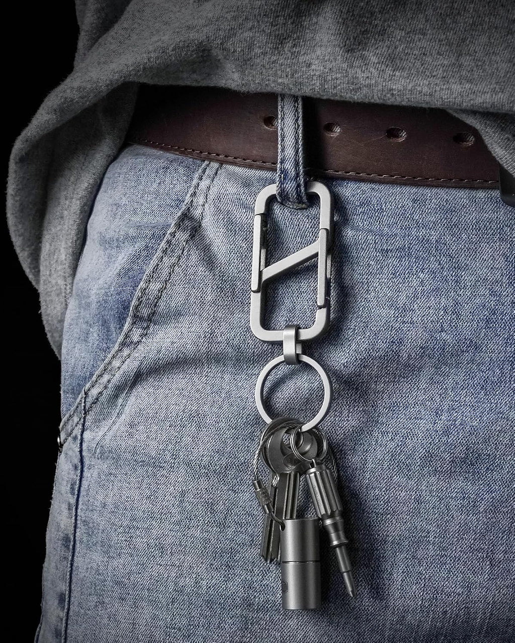 Titanium Double‑Ended Quick Release Keychain, Lightweight Carabiner Key Holder & EDC Key Clip Anti-Loss Accessory